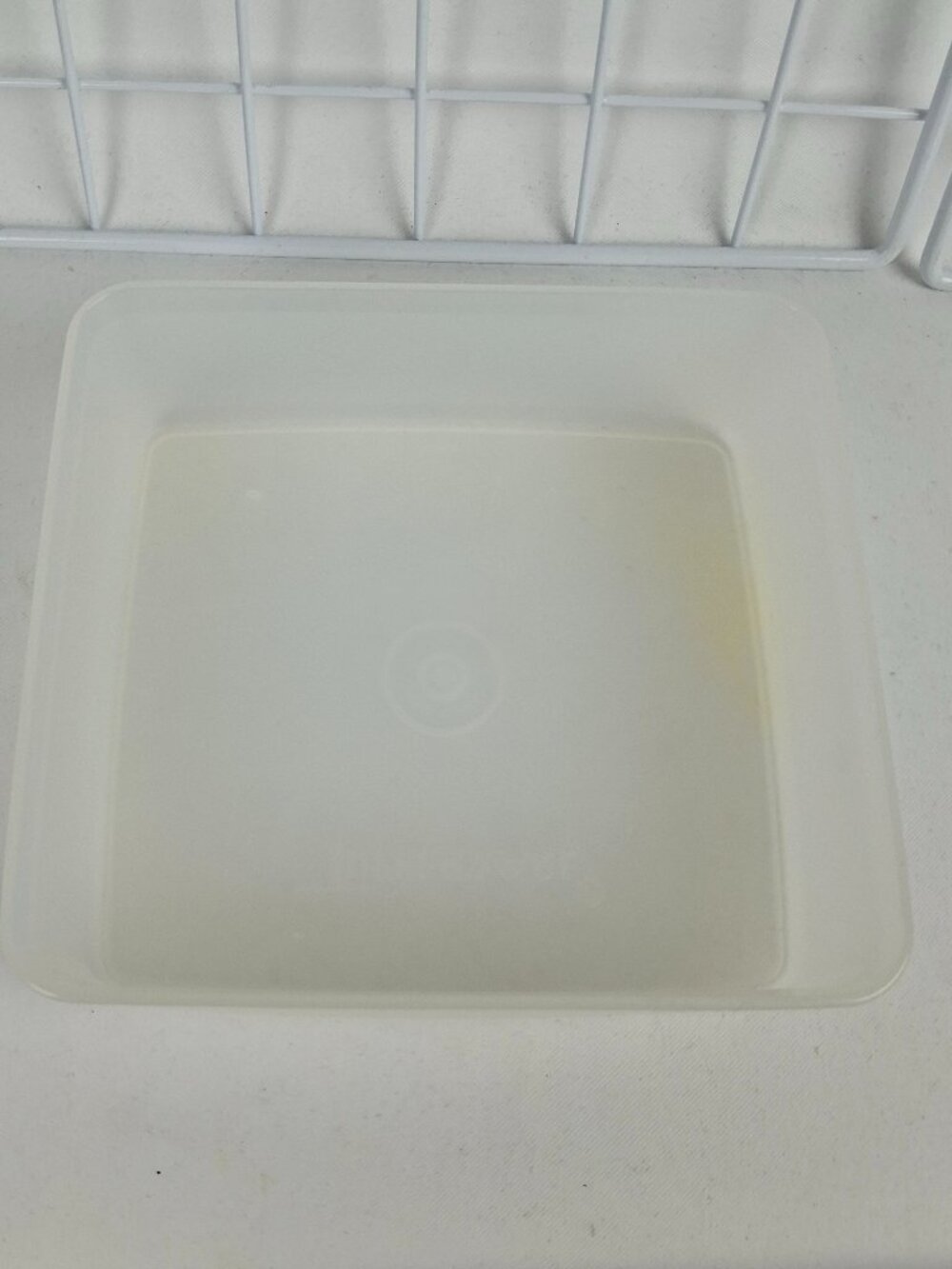 Vintage Tupperware Square Sandwich Keeper Box Container White Base 1458-2 No Lid